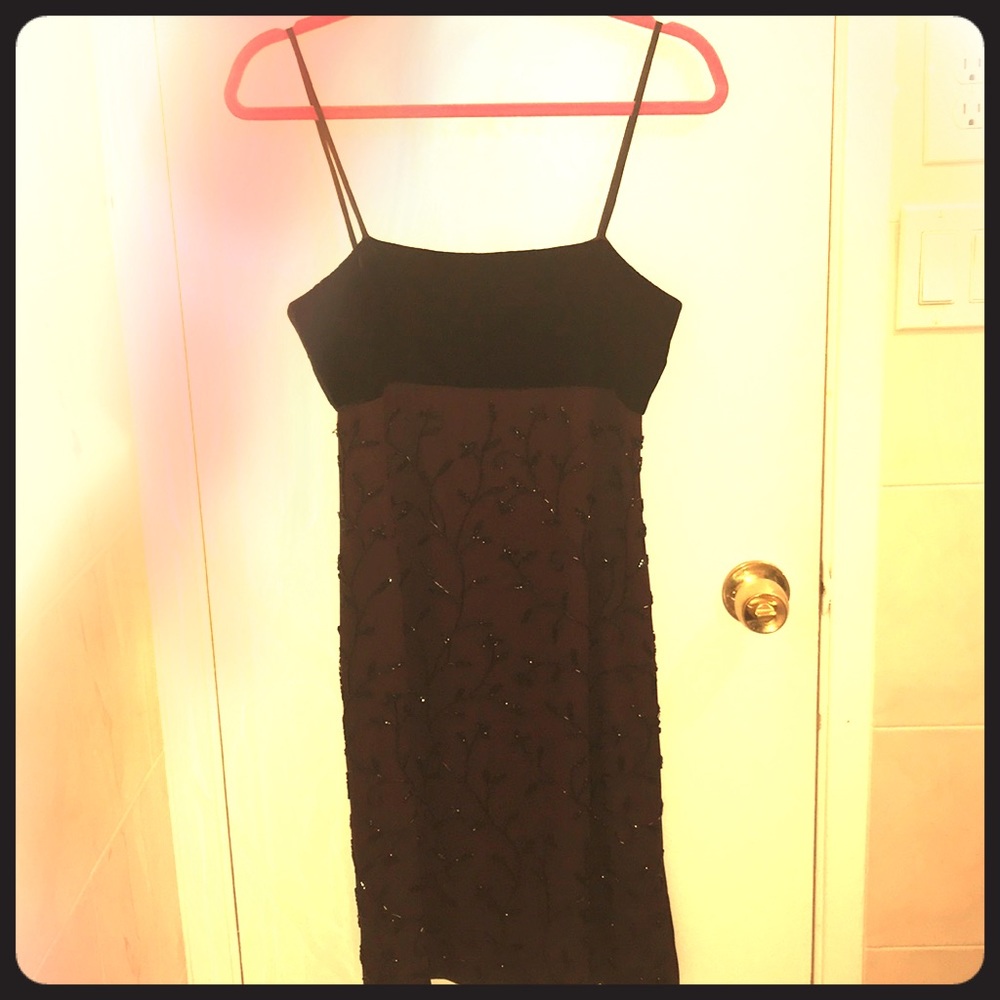 Emmanuel burgundy cocktail dress